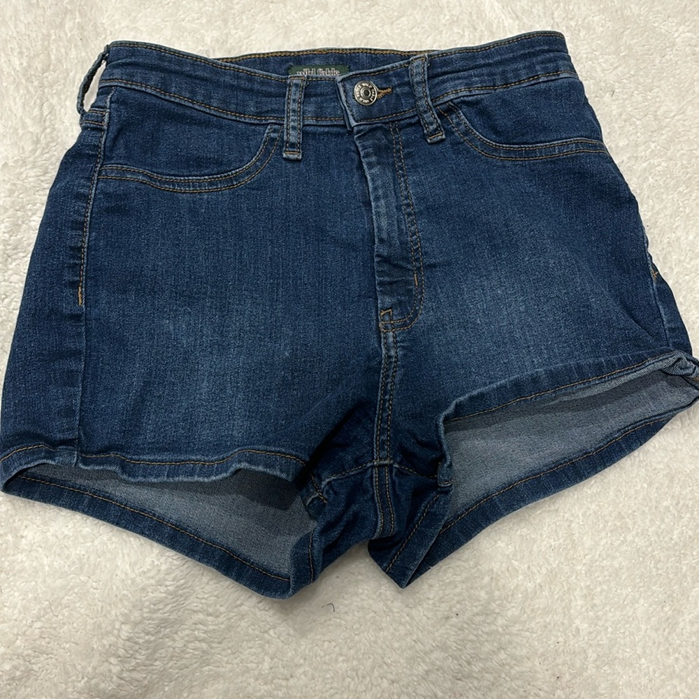 Dark blue jean shorts womans Wild fable “Size 6”